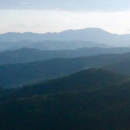 Tres Belle Vue Au Coeur Des Cevennes 아파트 *